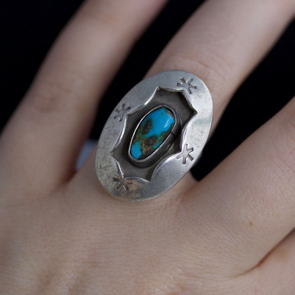 Native American Sterling Silver Turquoise Oval Stamped Ring Size 6 - Picture 7 of 8